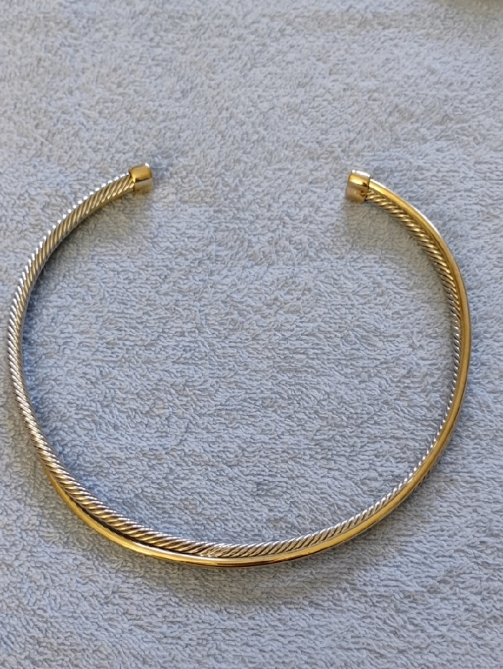 Choker - Picture 2 of 6